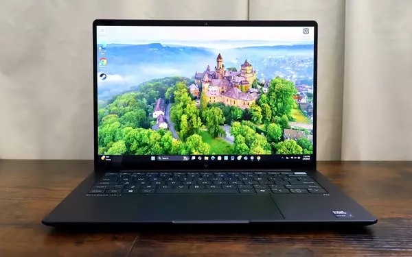 HP EliteBook Ultra G1i: A Top Contender for Productivity and Entertainment