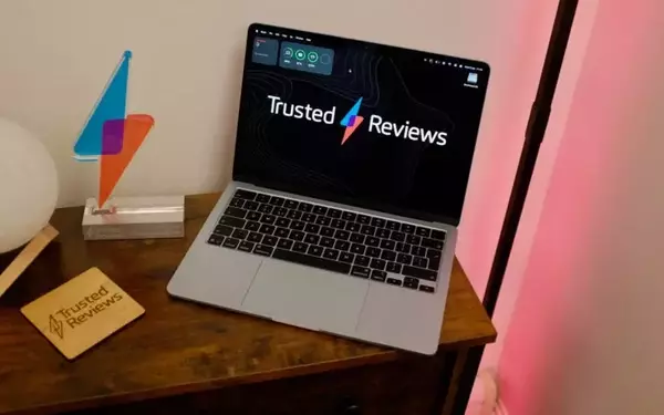 Future MacBook Pro to Feature OLED Touchscreen and Redesigned Chassis