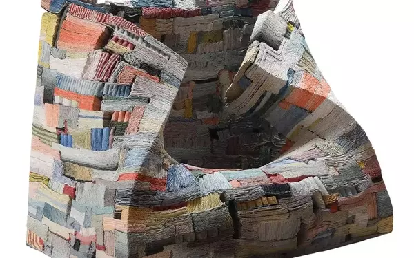 Jongjin Park Wins Loewe Foundation Craft Prize for "Strata of Illusion"