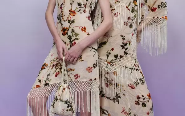 Anna Sui's Resort 2027 Collection: A Glamorous Reflection on 1960s Pop Culture