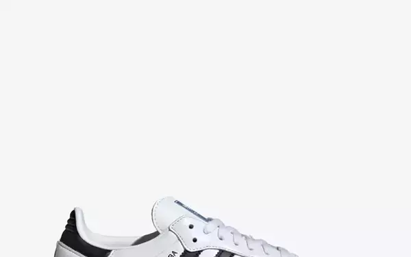 The Ultimate Guide to Women's White Sneakers: Style, Comfort, and Versatility