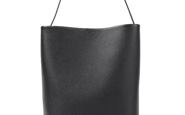 Elevate Your Style: A Curated Selection of Essential Luxury Tote Bags for Every Occasion