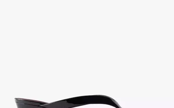 The Enduring Allure of Wedge Sandals: A Modern Style Guide