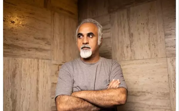 Nader Saivar Discusses 'Hijamat' and Iran's Sociopolitical Landscape