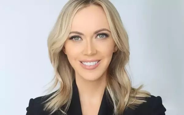 Paula Reid Departs CNN Amidst Paramount Takeover Speculation
