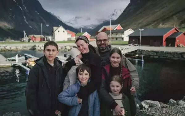 “Fjord” Secures Oscar International Feature Eligibility Amidst Dialogue Concerns
