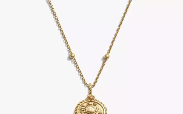 Thoughtful Gift Ideas for Cancer Zodiac Signs