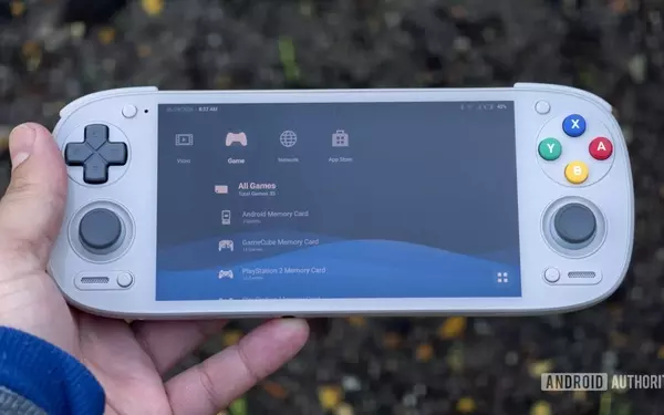 Play Field Portal Transforms Android into a PSP-like Gaming Hub