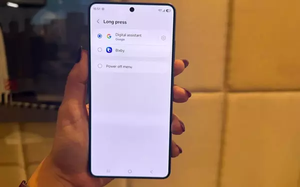Bixby Users Encounter Unexplained Voice Changes Post-Update