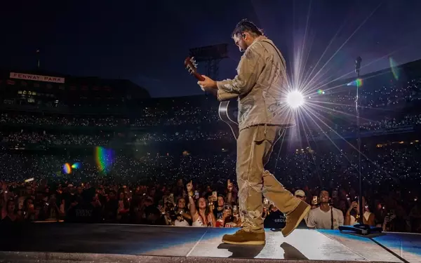 Noah Kahan's Phenomenal Fenway Park Residency: A Hometown Triumph