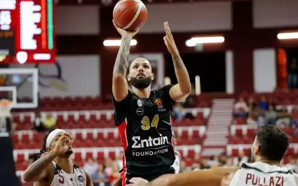 Evan Fournier Criticizes 'Toxic' Olympiacos-Panathinaikos Rivalry