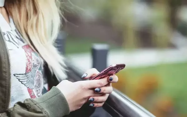 EU Proposes Social Media Ban for Under-13s with Gradual Access Plan