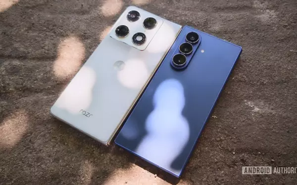 Razr Fold Outshines Galaxy Z Fold 7 in Key Areas, One User's Experience