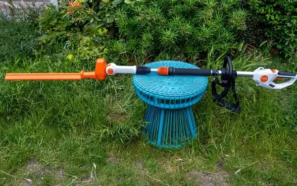 Stihl HLA 40 Cordless Long-reach Hedge Trimmer: An In-depth Review