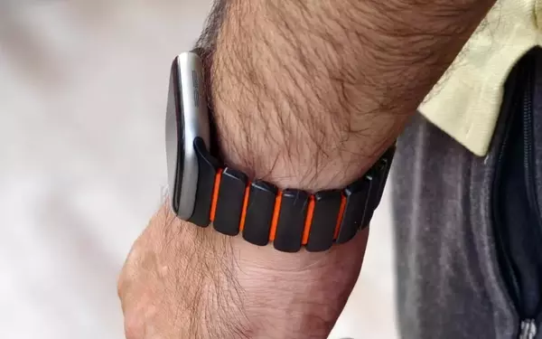 Nomad Stratos Band: Unbeatable Value for Apple Watch Enthusiasts