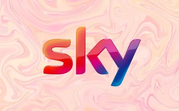 Sky's Ultimate TV and 900Mbps Broadband Deal with £300 Credit