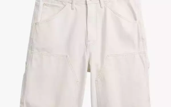 Gap's Carpenter Shorts: A Summer Wardrobe Essential