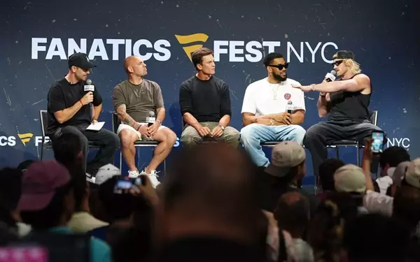 Brady and Paul's 'Slap': Real or Staged?