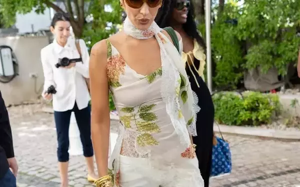 Jimmy Choo's Faiz: The Versatile Summer Heel