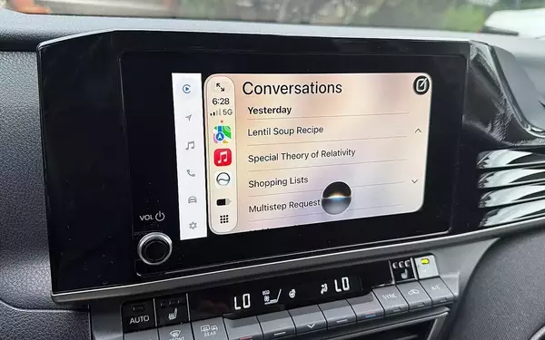 Siri AI vs. Standard Siri: A Driving Showdown