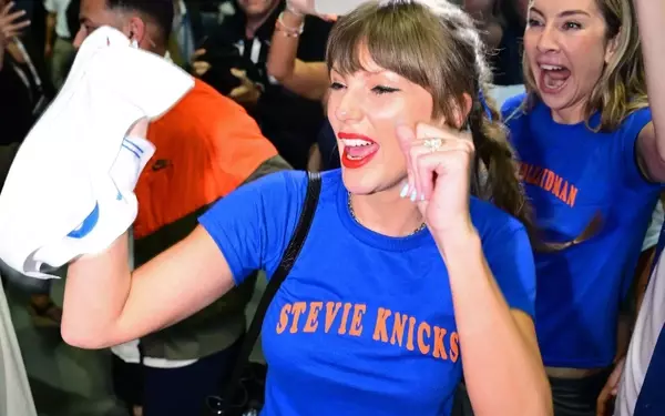 The Rise of Personalized Sports Fan Fashion