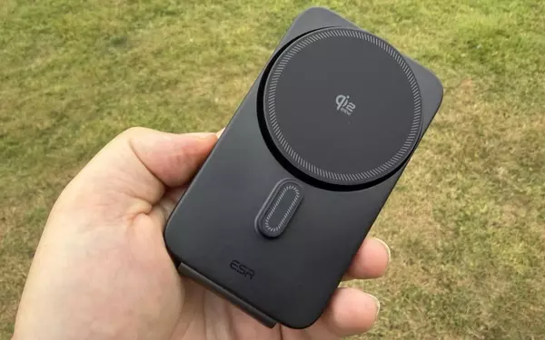 Cooling Down in a Heatwave: An Innovative MagSafe Charger for iPhones
