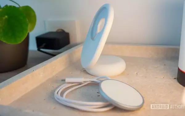 Google Pixelsnap Charger Hits All-Time Low Price