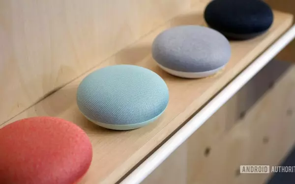 Google Extends AI Assistant to Older Smart Devices