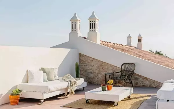 Top Airbnb Selections in Portugal's Algarve Region