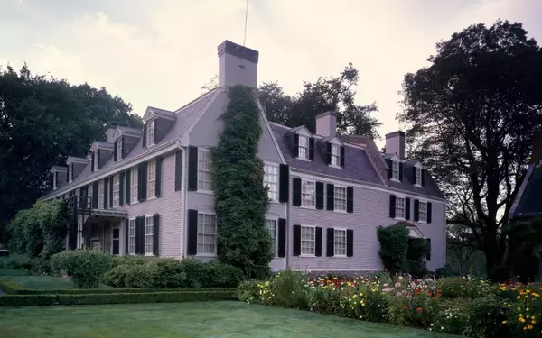 Presidential Retreats: Historic Summer White Houses