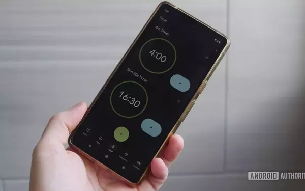 Google Clock Gains Live Updates for Stopwatch and Timer Functions
