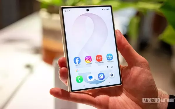 Samsung's Galaxy Z Fold 8 Series Revolutionizes Screen Orientation