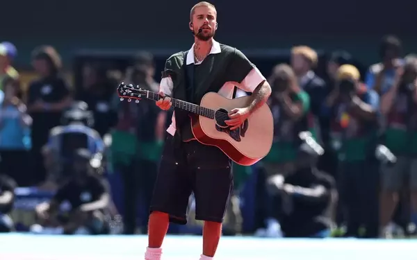Justin Bieber's FIFA World Cup Final Sneakers Auctioned for Nearly $30K, Benefiting Charity