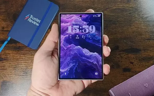 Samsung Galaxy Z Fold 8 Review: A Refreshing Foldable Experience