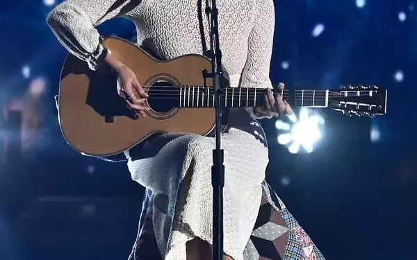 Megan Moroney Halts Concert Due to Illness, Joins Growing List of Country Stars Prioritizing Well-being