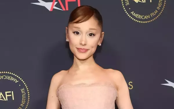 Ariana Grande's Withdrawal from 'Sunday in the Park' Surprises Production Team