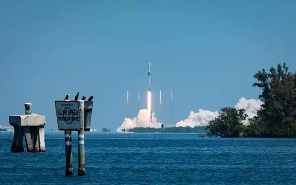 Is QQQ a Viable Investment After SpaceX's Nasdaq-100 Entry?