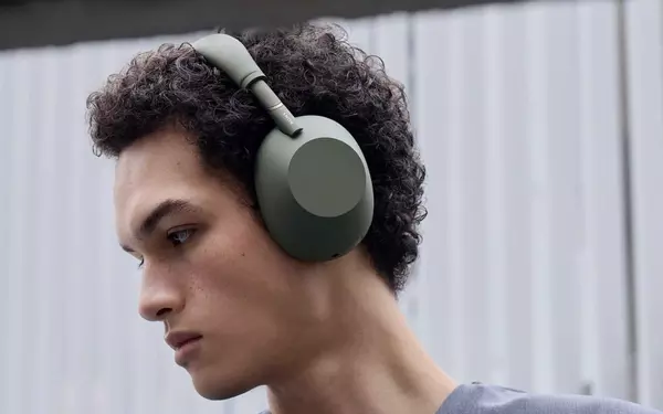 Sony Unveils Striking New Olive Gray Color for WH-1000XM6 Headphones
