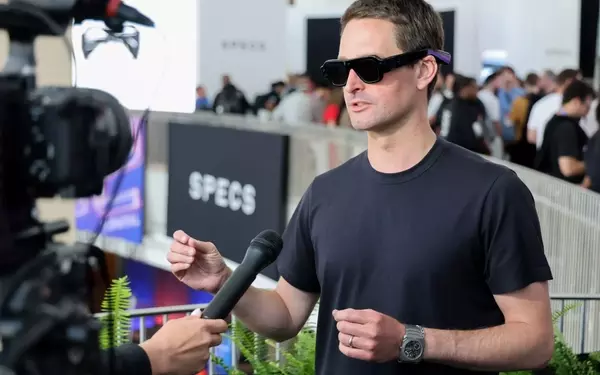 Snap's Bold Vision: CEO Sees Wearable Glasses as Future Growth Engine Amid Profitability Push