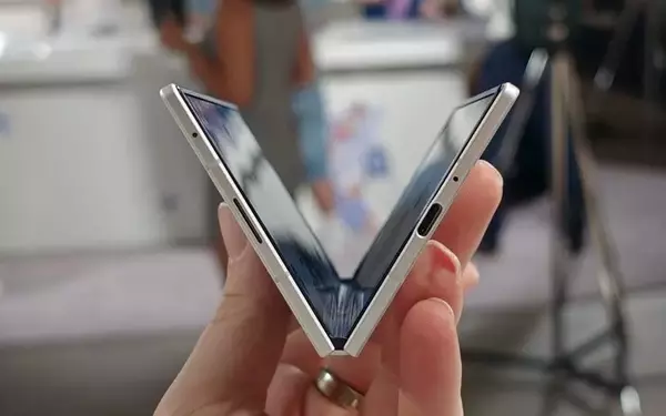 Apple's Foldable iPhone Release: Latest Rumors