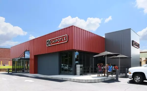 Chipotle Stock Plunges Amidst Salmonella Concerns