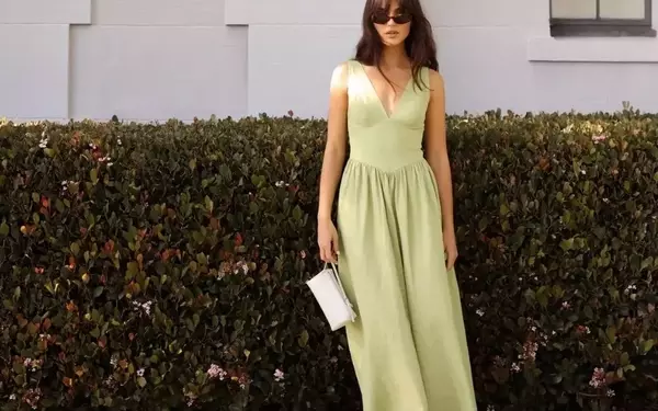 Vibrant Autumn Wedding Guest Attire