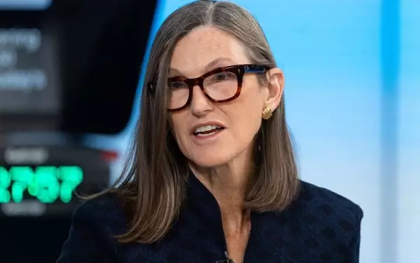 Cathie Wood's Ark Invest Maintains Strong Conviction in Tesla Amid Market Volatility