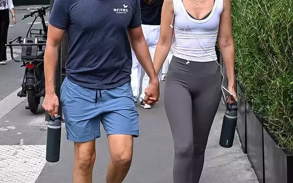 Gigi Hadid and Bradley Cooper's Secret New York Wedding: Matching Rings Spark Marital Rumors