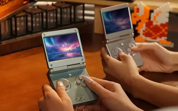 ANBERNIC Launches New Game Boy Advance SP Clone at an Affordable Price
