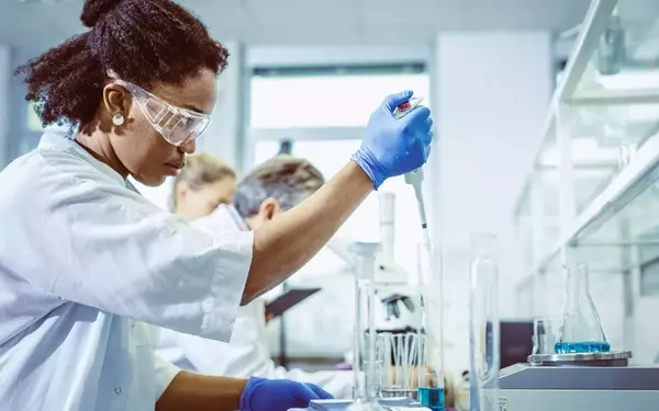 Chemours Experiences Significant Stock Drop Following Disappointing Q2 Performance