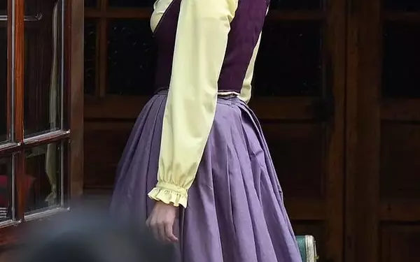 Suri Cruise Debuts on Stage at Edinburgh Fringe Festival