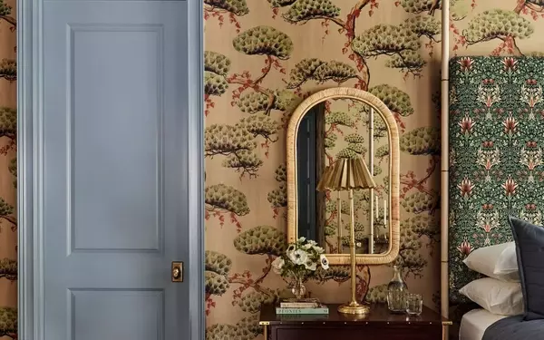 Embrace 'Pattern Sandwiching' for Dynamic Interior Design