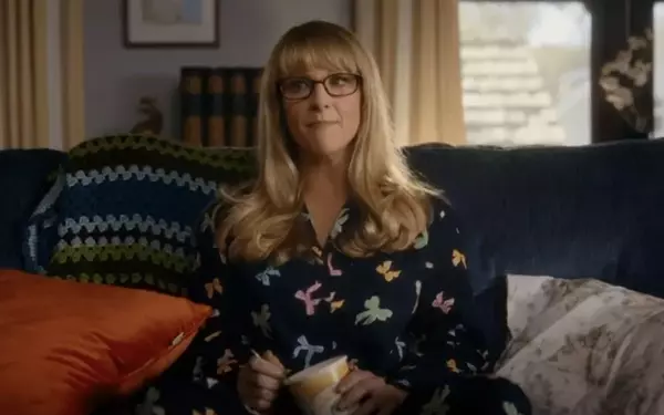 Melissa Rauch's Surprise Return as a Demonic Bernadette in 'Stuart Fails to Save the Universe'