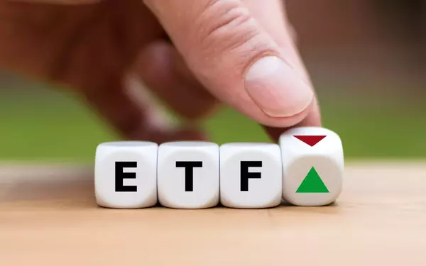 The Vanguard U.S. Momentum Factor ETF: A Strategic Approach to Outperform the Market
